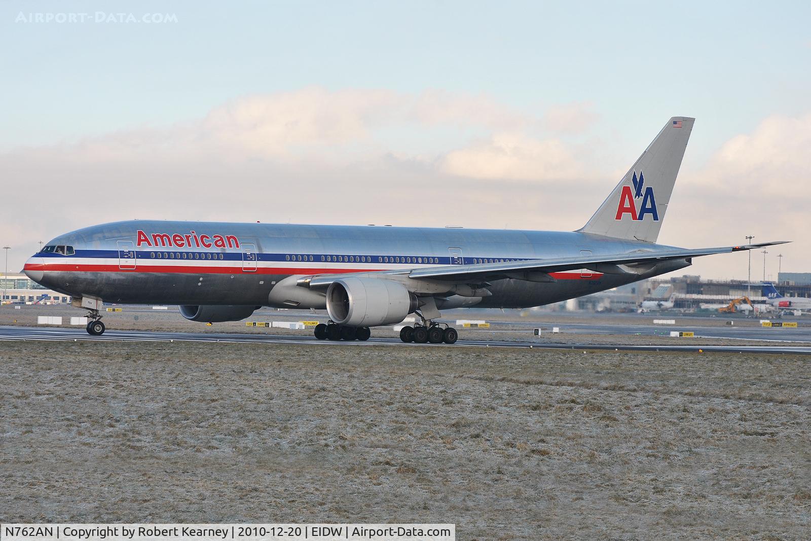 N762AN, 2002 Boeing 777-223 C/N 31479, Diverted in from Heathrow due to snow in London