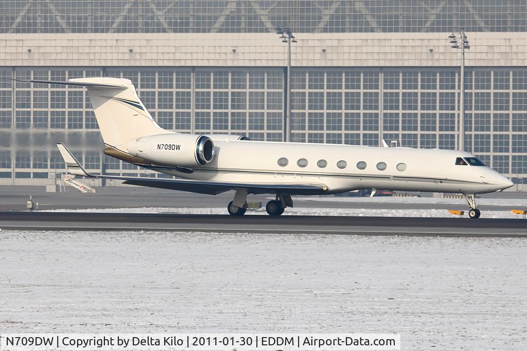 N709DW, 2005 Gulfstream Aerospace GV-SP (G550) C/N 5082, Bank of Utah Trustee