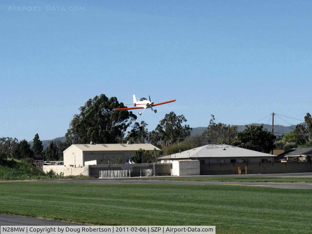 N28MW, 1986 Vans RV-4 C/N 1067, 1986 Waldorf VAN's RV-4. Lycoming O-320, on final Rwy 04