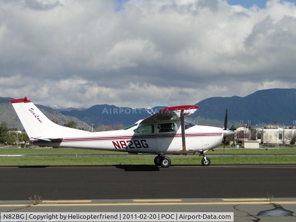 N82BG, 1964 Cessna 182G Skylane C/N 18255427, Eastbound on taxiway Sierra enroute to runway 26L for take off