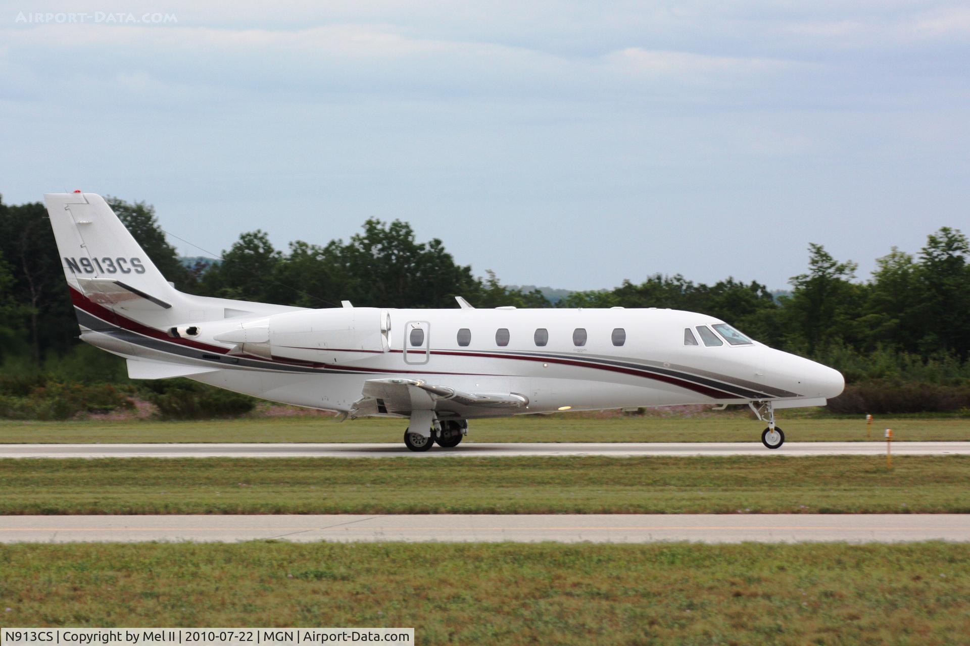 N913CS, 2006 Cessna 560XLS Citation Excel C/N 560-5625, Departing RWY 28