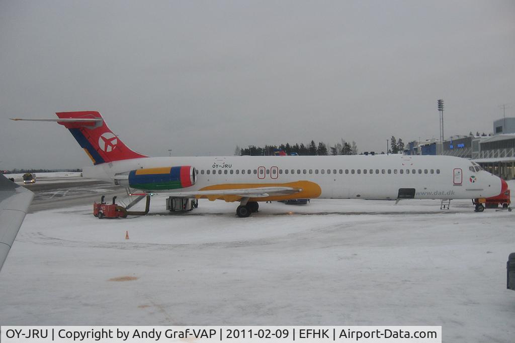 OY-JRU, 1987 McDonnell Douglas MD-87 (DC-9-87) C/N 49403, DAT MD87