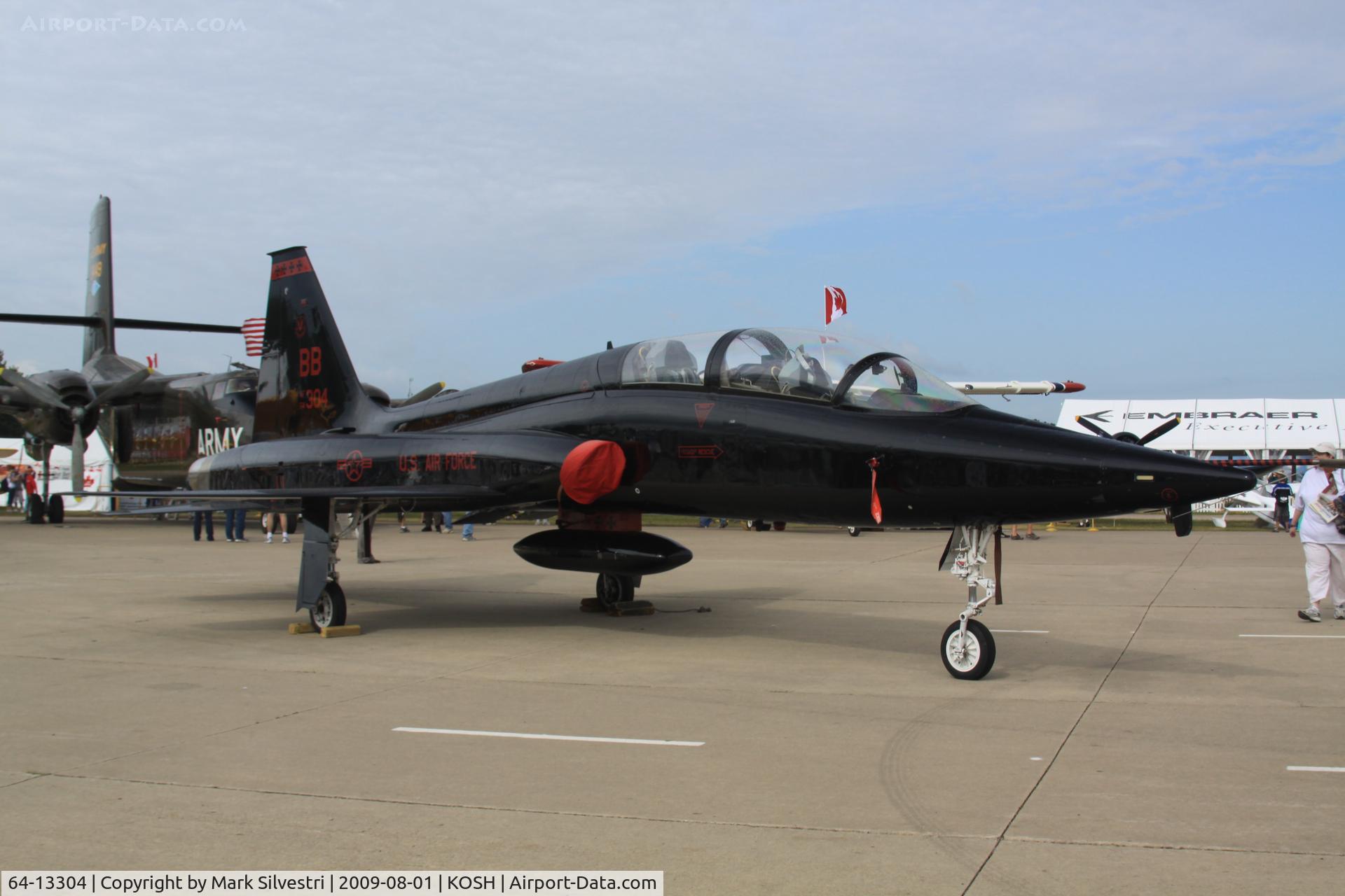 64-13304, 1964 Northrop T-38A Talon C/N N.5733, AirVenture 2009
