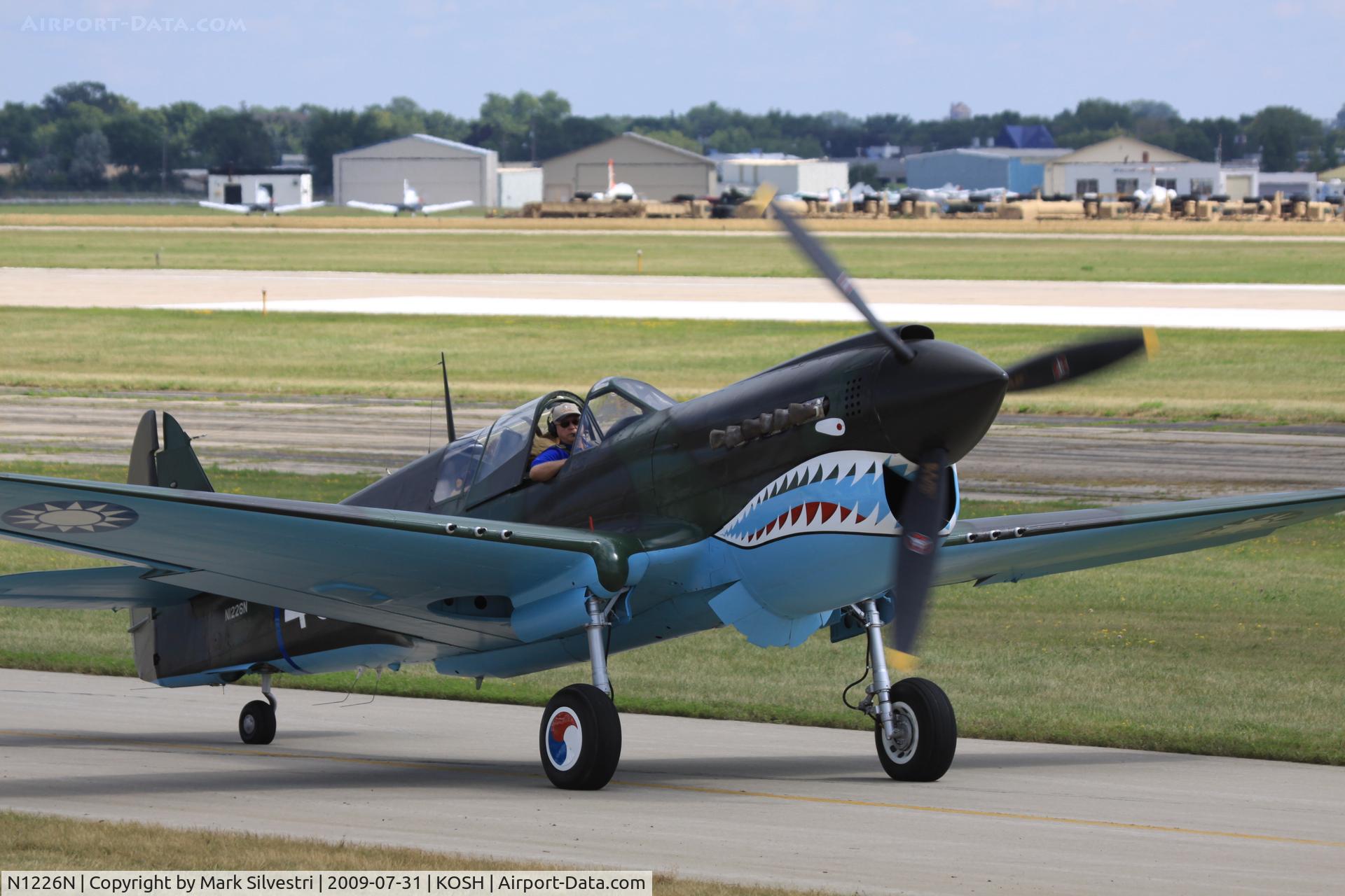 N1226N, Curtiss P-40N Warhawk C/N 29629, AirVenture 2009