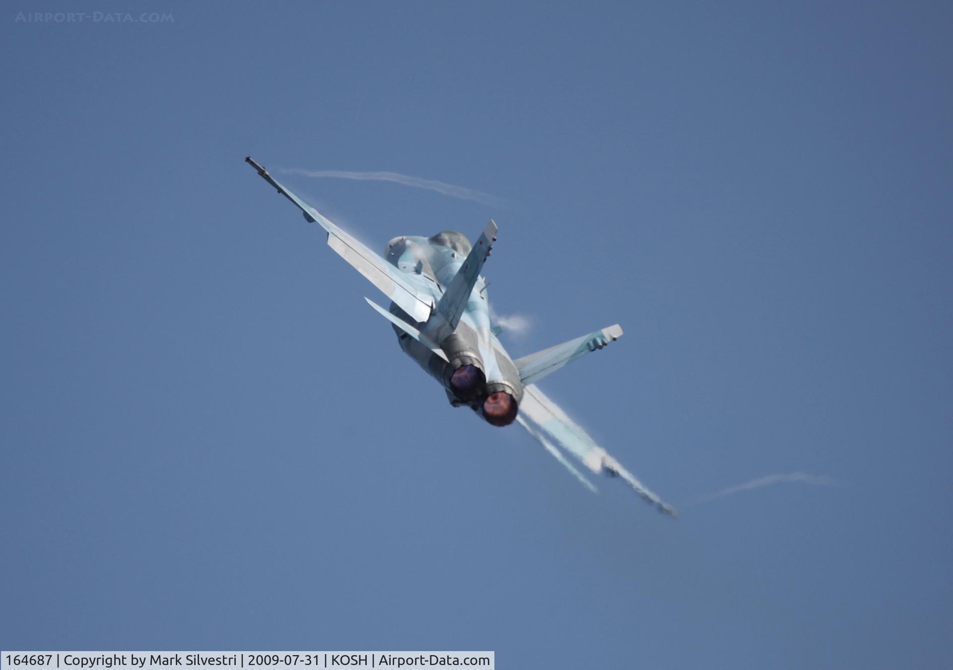 164687, McDonnell Douglas F/A-18C Hornet C/N 1120, AirVetnure 2009