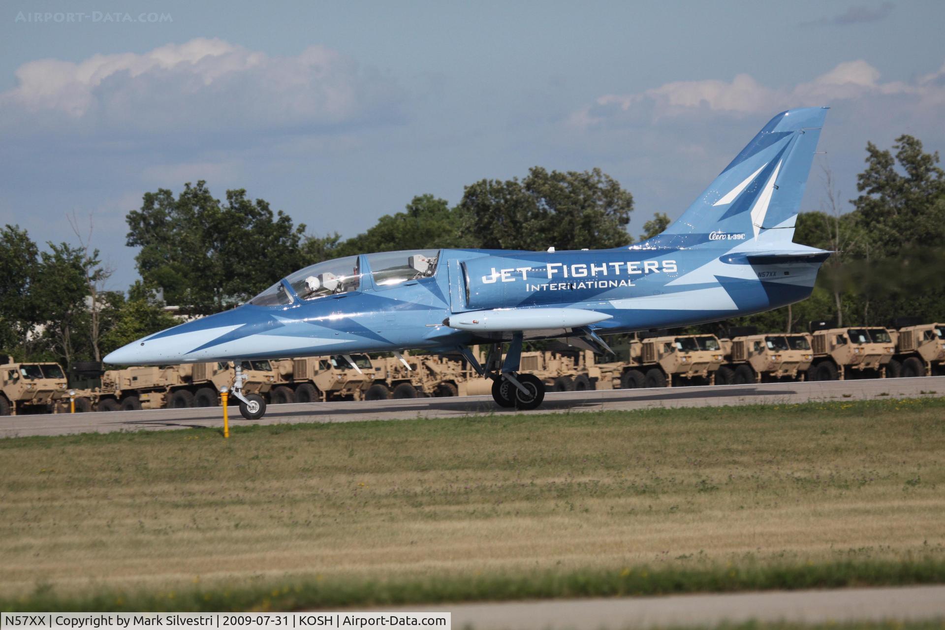 N57XX, 1983 Aero L-39C Albatros C/N 332518, AirVenture 2009