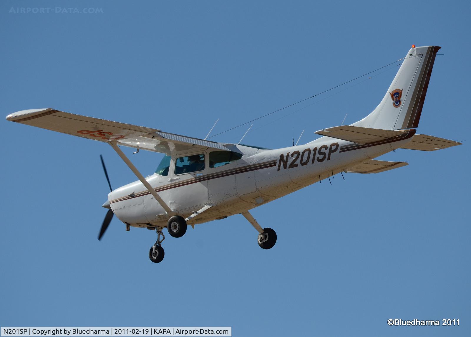 N201SP, 1983 Cessna T182 Skylane C/N 18268313, On final to 17L.