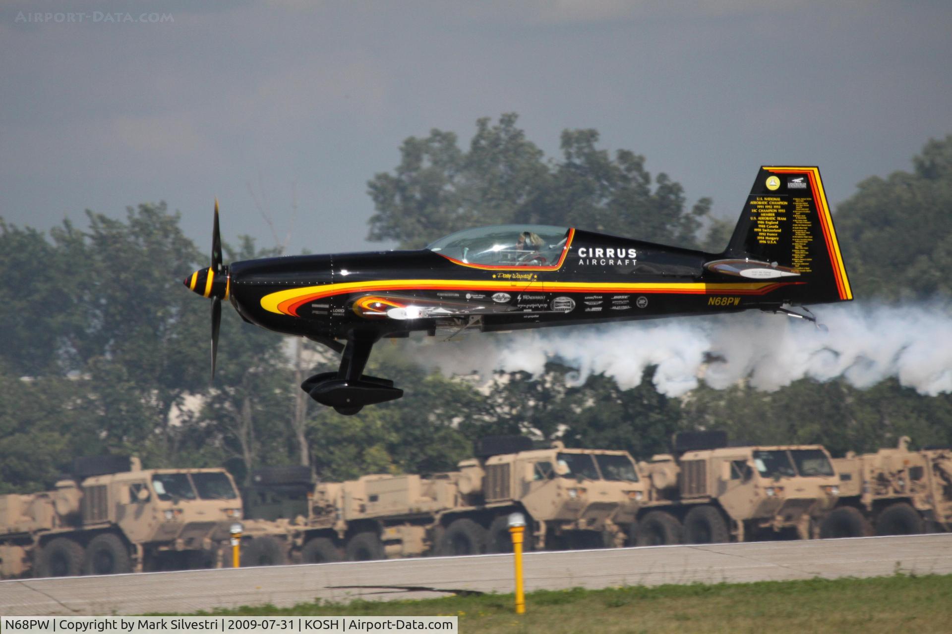 N68PW, Extra EA-300S C/N 030, AirVenture 2009