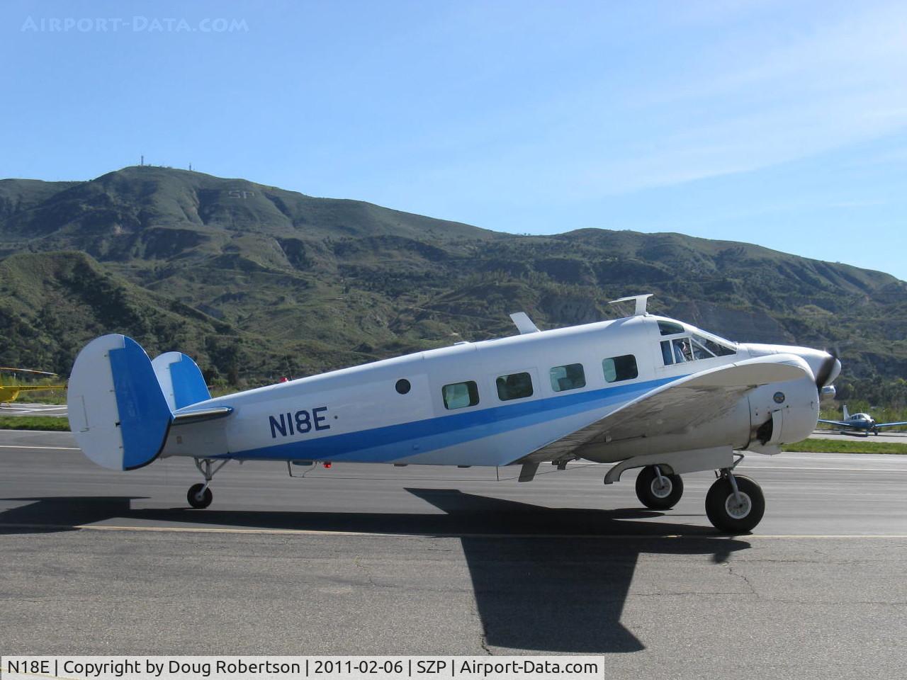 N18E, 1958 Beech E18S C/N BA-383, 1958 Beech SUPER E18S, two P&W R-985 Wasp Jrs. 450 Hp each, taxi to 04