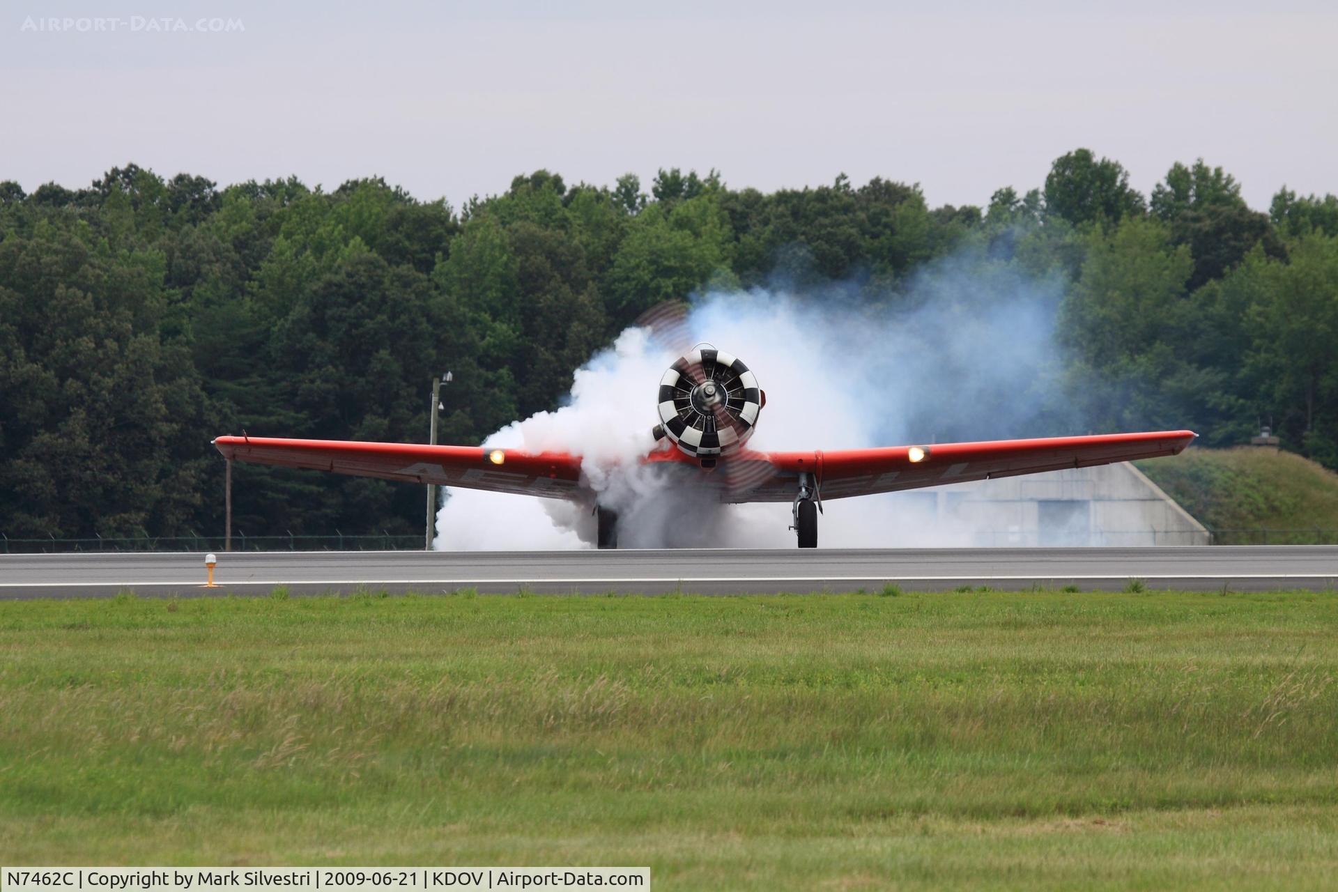 N7462C, North American AT-6B Texan C/N 121-43211, Dover 2009