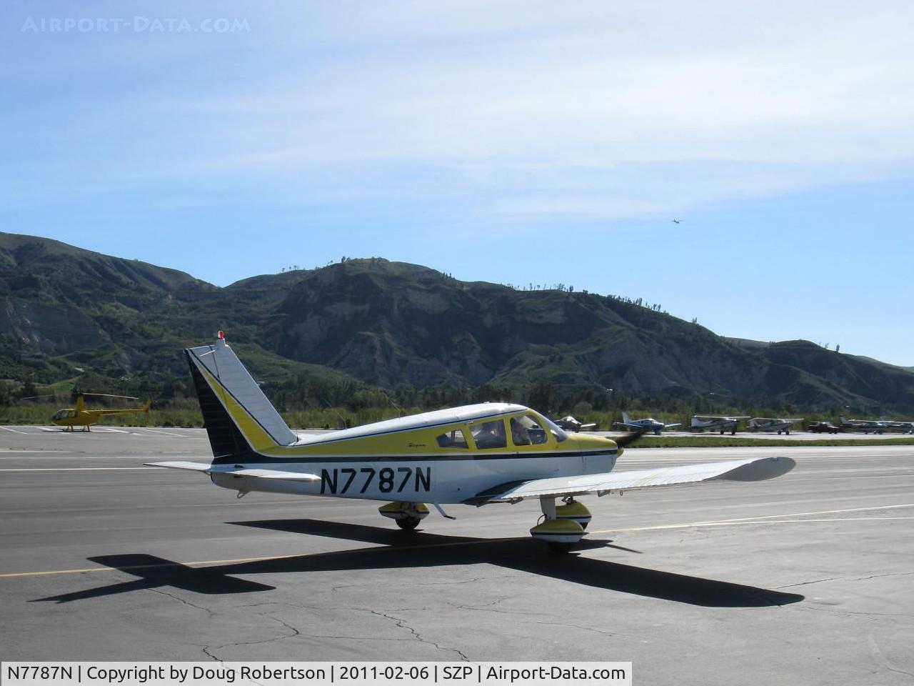 N7787N, 1969 Piper PA-28-180 Cherokee C/N 28-5235, 1969 Piper PA-28-180 CHEROKEE, Lycoming O&VO-360 180 Hp, taxi to 04
