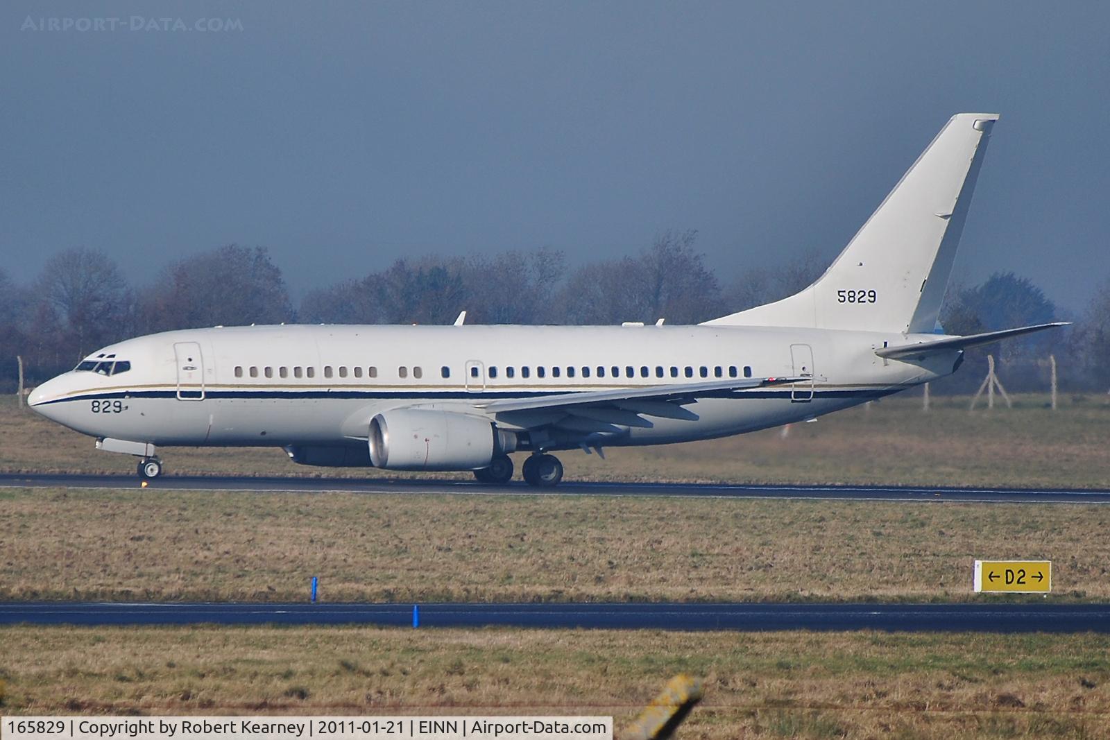 165829, 2000 Boeing C-40A Clipper C/N 29979, Another surprise visitor for the day