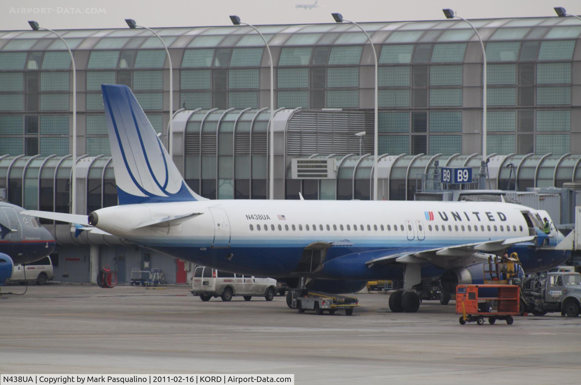 N438UA, 1997 Airbus A320-232 C/N 678, Airbus A320