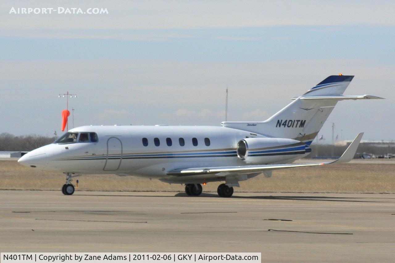 N401TM, 2002 Raytheon Hawker 800XP C/N 258602, At Arlington Municipal - in town for Super Bowl XLV