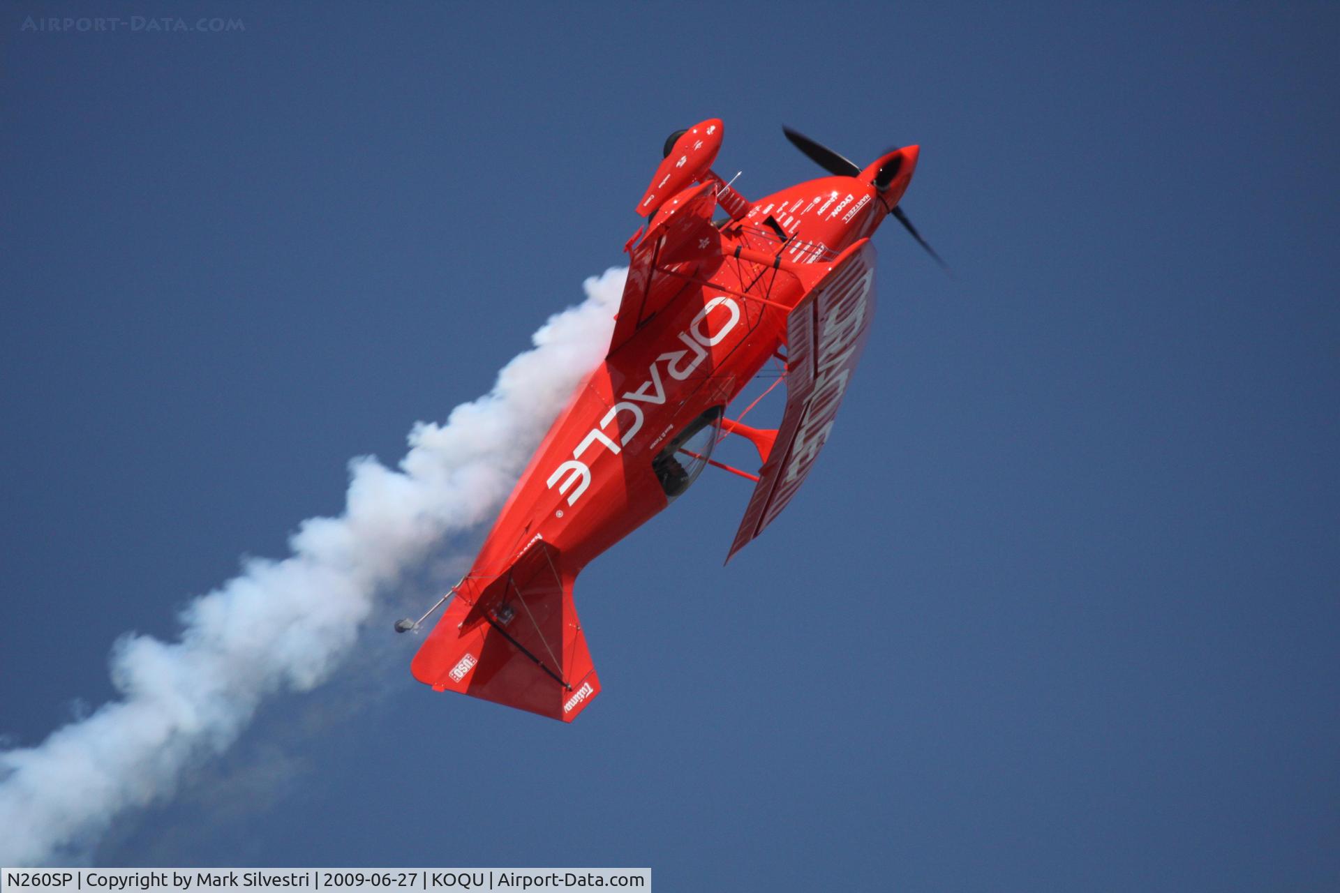 N260SP, 1981 Pitts S-2S Special C/N 1114C, Quonset Point 2009 - Sean D. Tucker