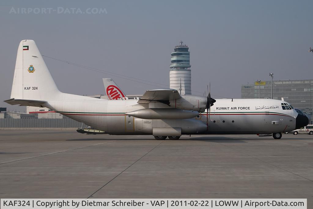 KAF324, 1983 Lockheed L-100-30 Hercules (L-382G) C/N 382-4953, Kuwait Air Force C130