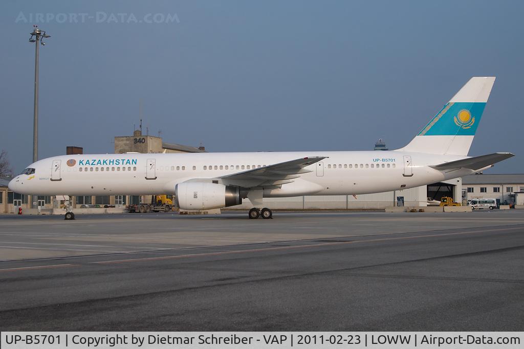 UP-B5701, 1986 Boeing 757-2M6 C/N 23454, Berkut Air Boeing 757-200