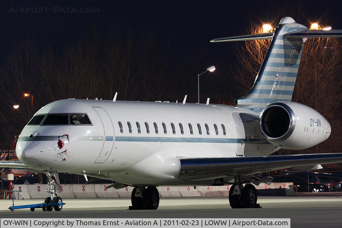 OY-WIN, 2008 Bombardier BD-700-1A10 Global Express XRS C/N 9280, OY-WIN Global Express at VIE