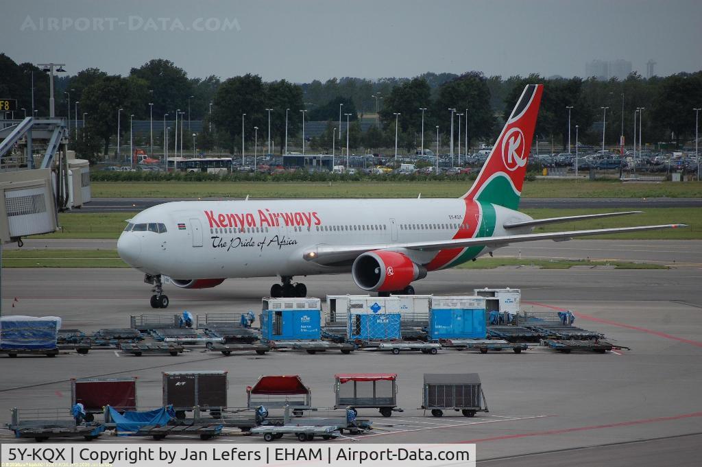 5Y-KQX, 2001 Boeing 767-36N/ER C/N 30854, Schiphol