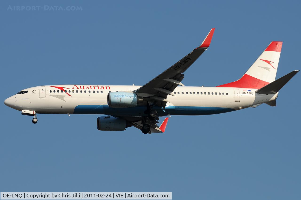 OE-LNQ, 2003 Boeing 737-8Z9 C/N 30421, AUA