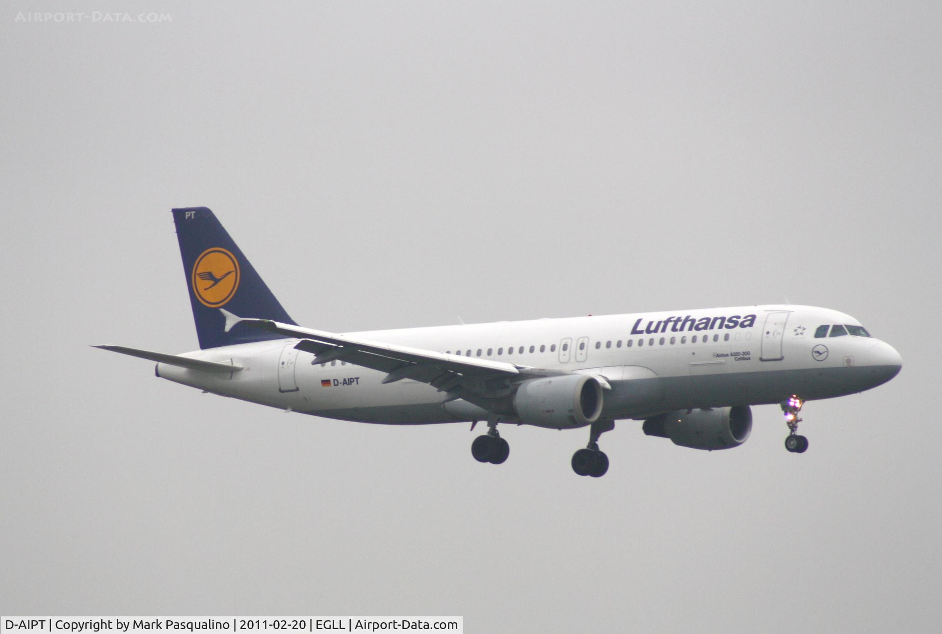 D-AIPT, 1990 Airbus A320-211 C/N 117, Airbus A320