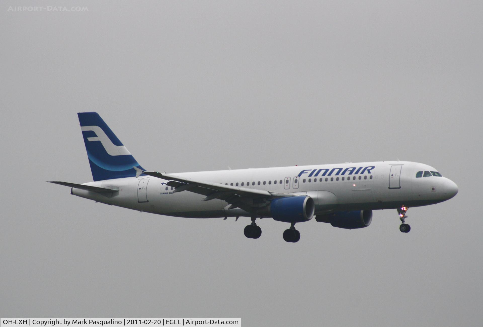 OH-LXH, 2002 Airbus A320-214 C/N 1913, Airbus A320