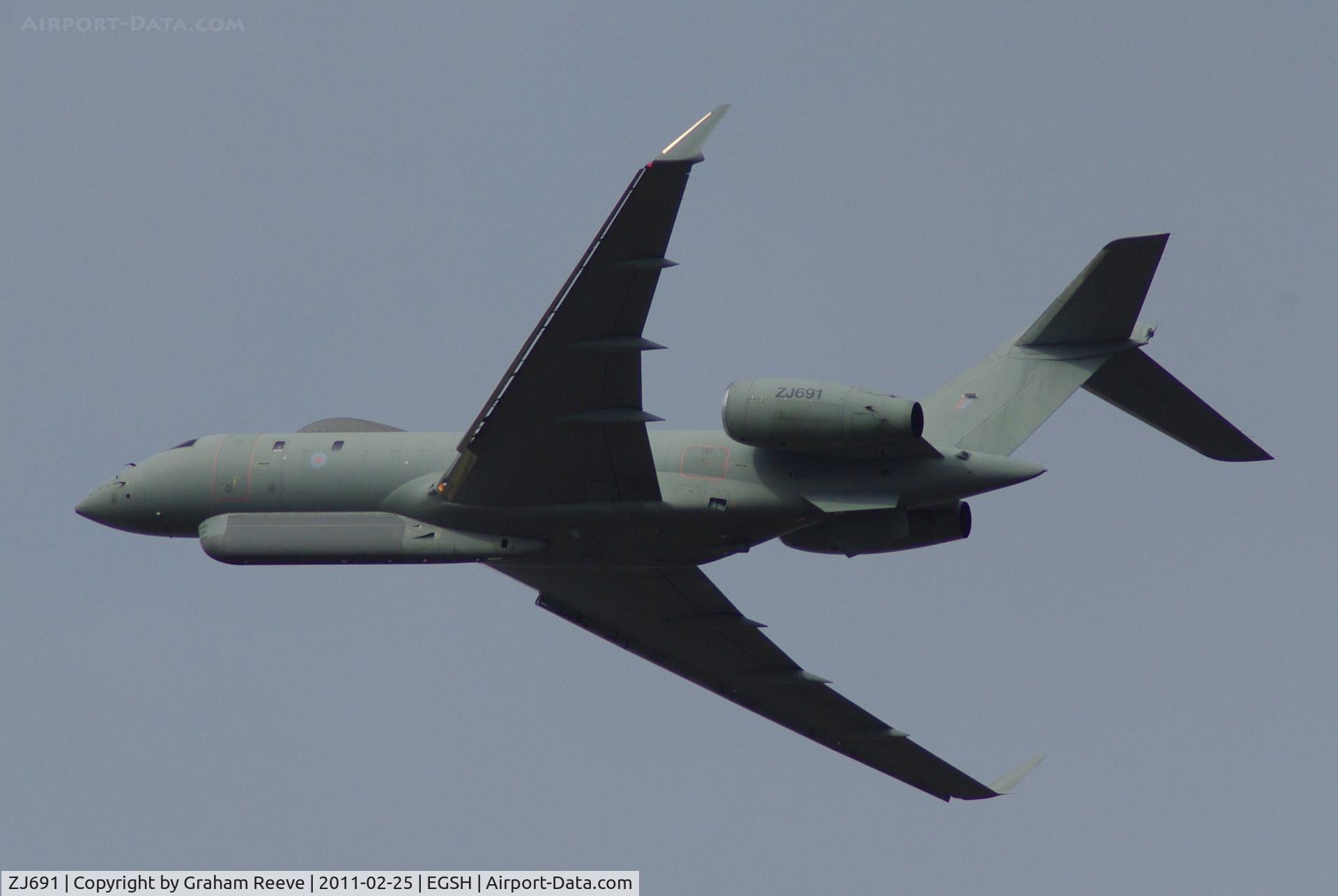 ZJ691, 2002 Bombardier BD-700-1A10 Sentinel R1 C/N 9123, Over flying Norwich.