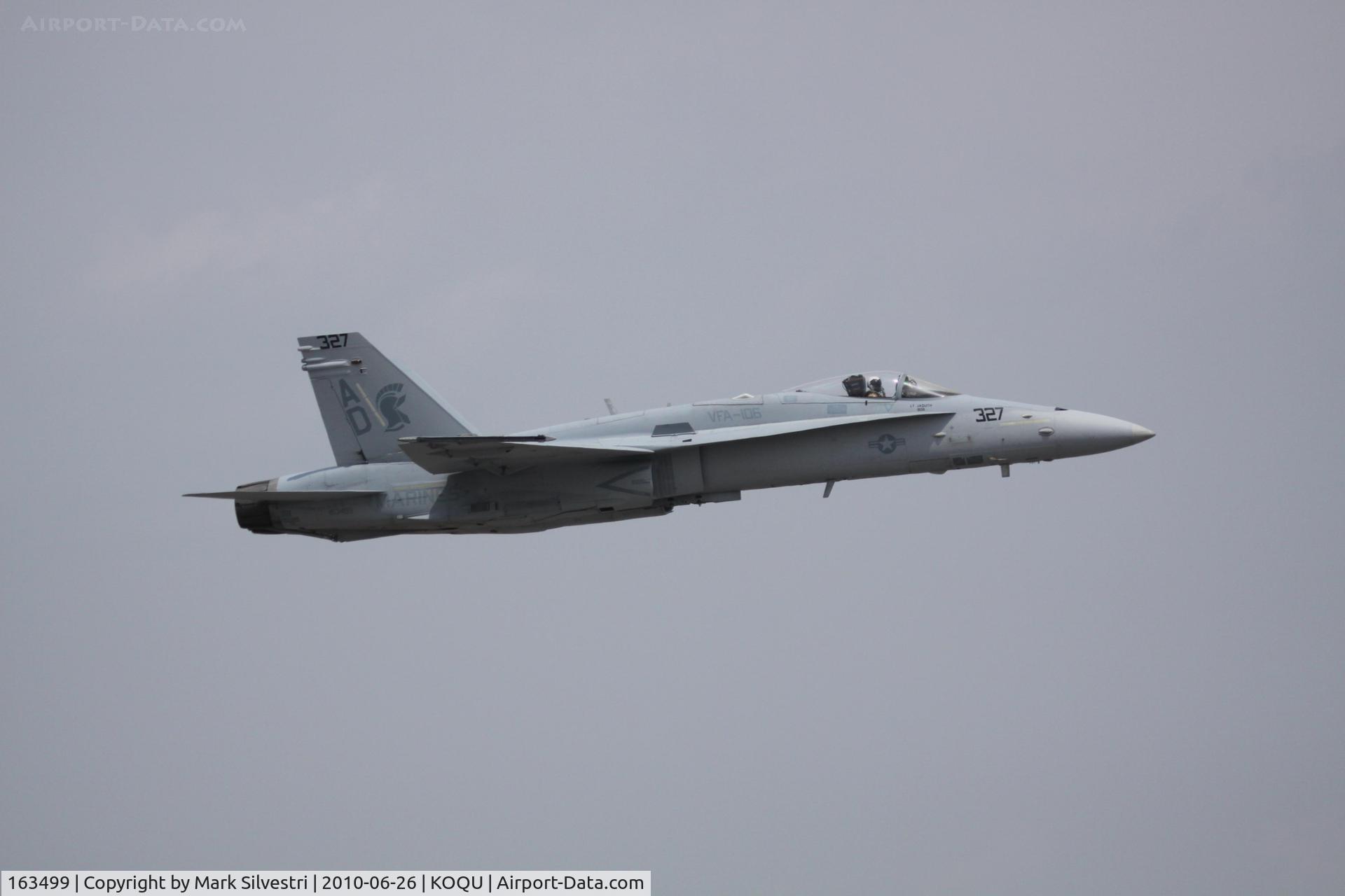 163499, 1988 McDonnell Douglas F/A-18C Hornet C/N 0739/C054, Quonset Point, RI 2010