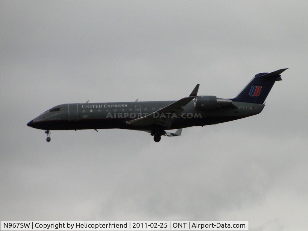 N967SW, 2003 Bombardier CRJ-200ER (CL-600-2B19) C/N 7872, Sky West flying United Express on final t runway 26L