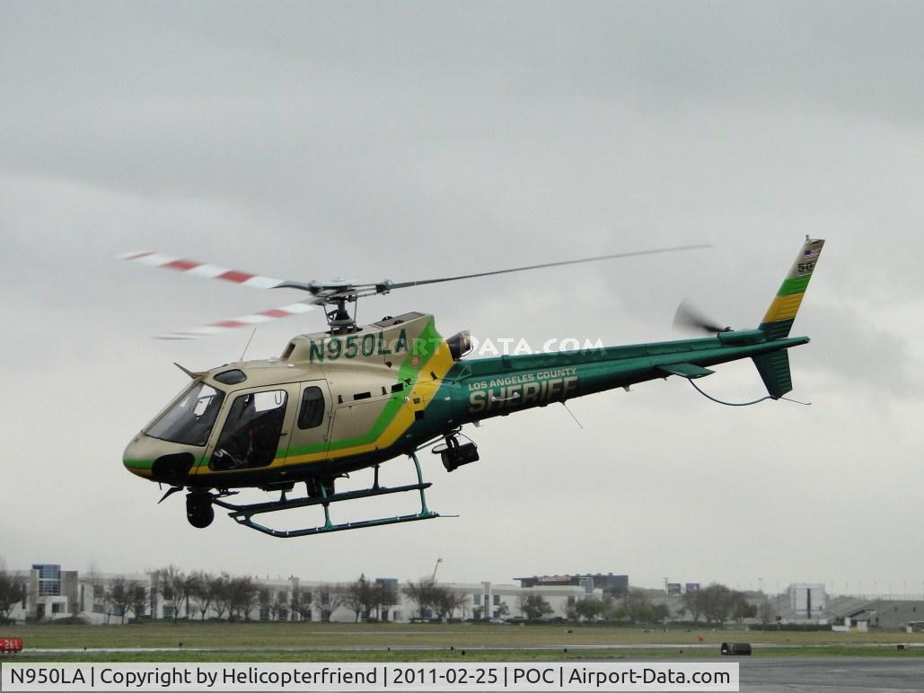 N950LA, 2010 Eurocopter AS-350B-2 Ecureuil Ecureuil C/N 4930, Turning westbound at taxiway Sierra and taking off