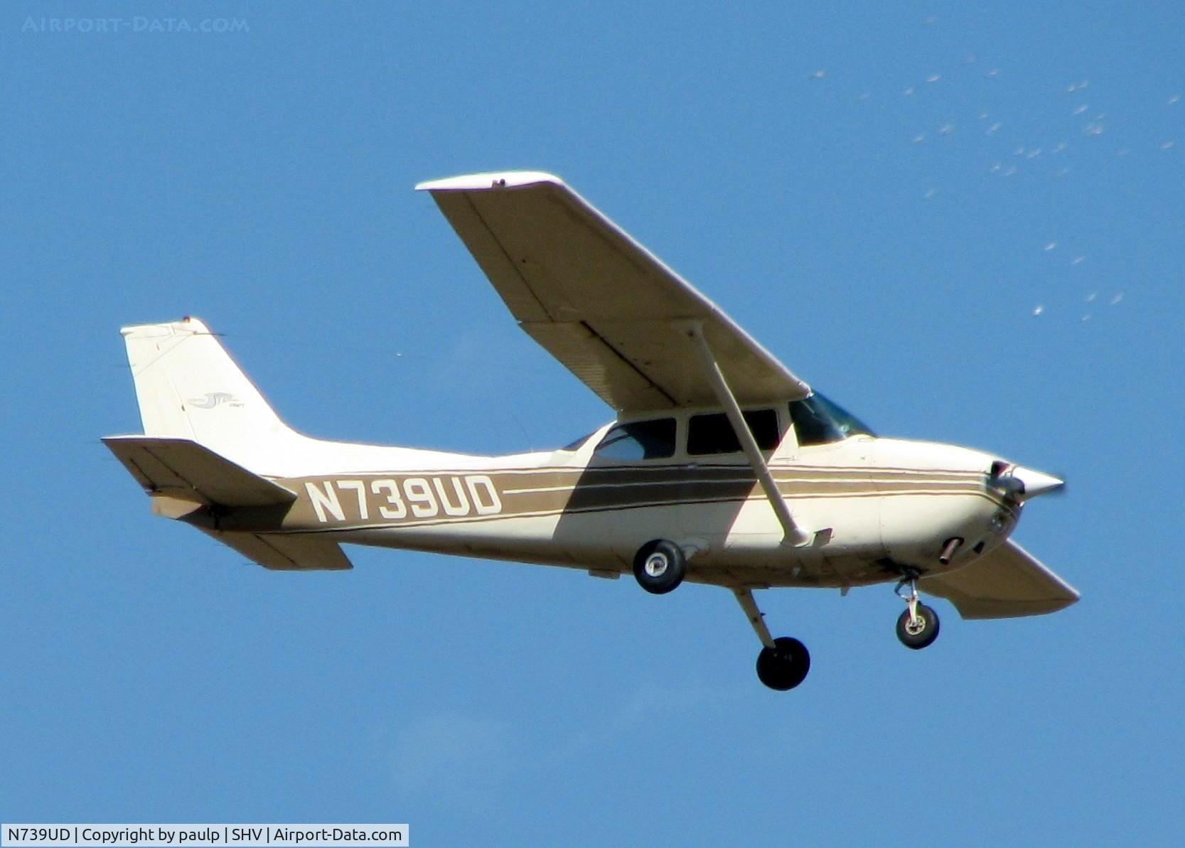 N739UD, 1978 Cessna 172N C/N 17270809, Landing at Shreveport Regional.