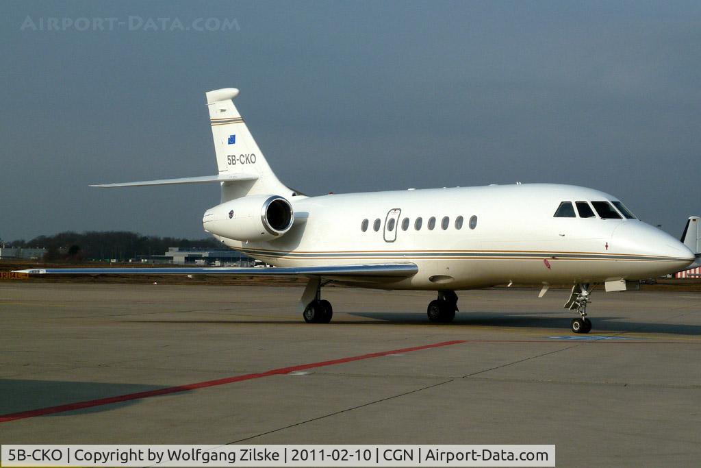 5B-CKO, 2006 Dassault Falcon 2000EX C/N 96, visitor