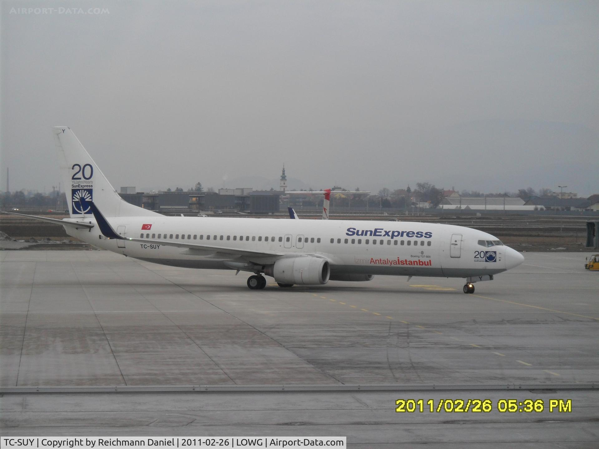 TC-SUY, 2001 Boeing 737-86N C/N 30806, Just arrived from Antalya