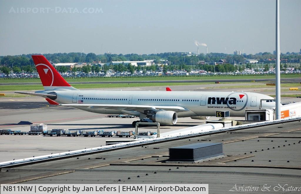 N811NW, 2005 Airbus A330-323 C/N 0690, Schiphol Amsterdam