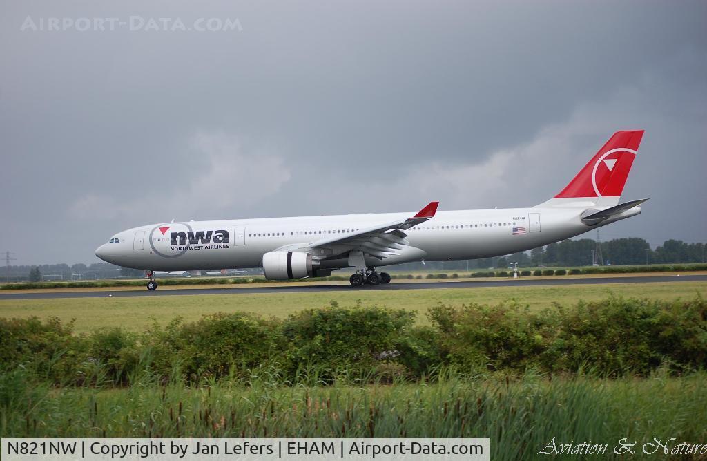 N821NW, 2007 Airbus A330-323 C/N 0865, Polderbaan Schiphol Amsterdam
