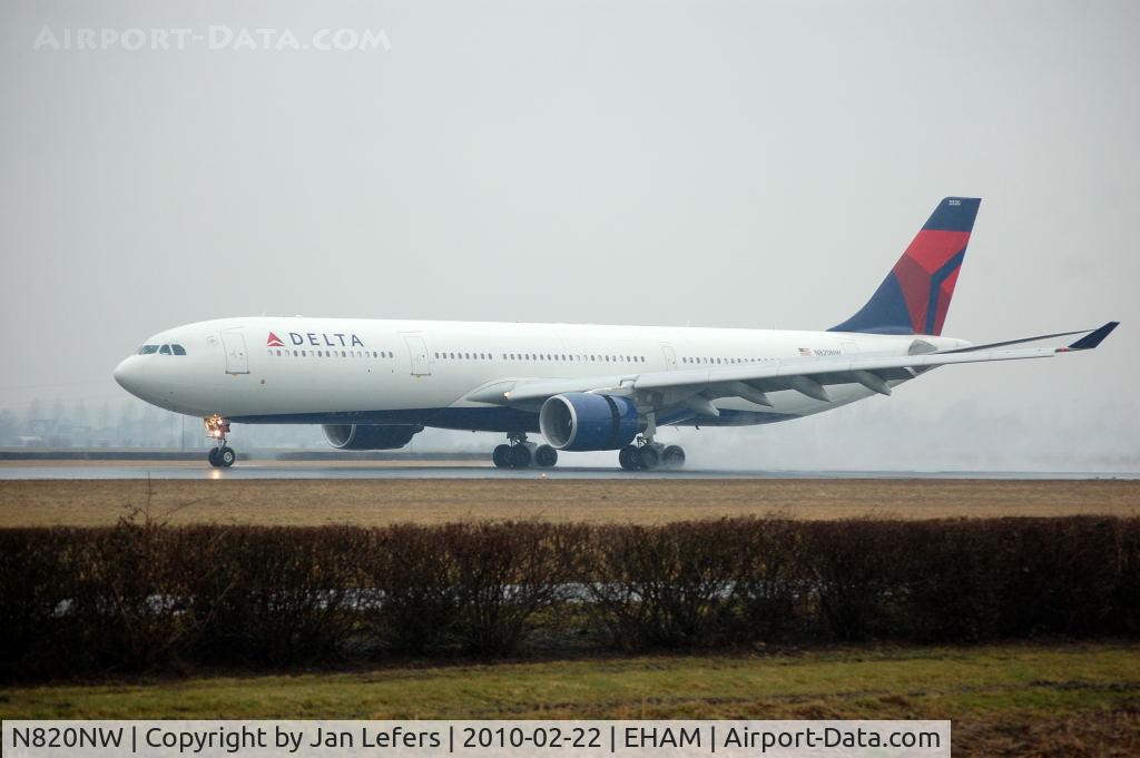 N820NW, 2007 Airbus A330-323 C/N 0859, Polderbaan Schiphol Amsterdam