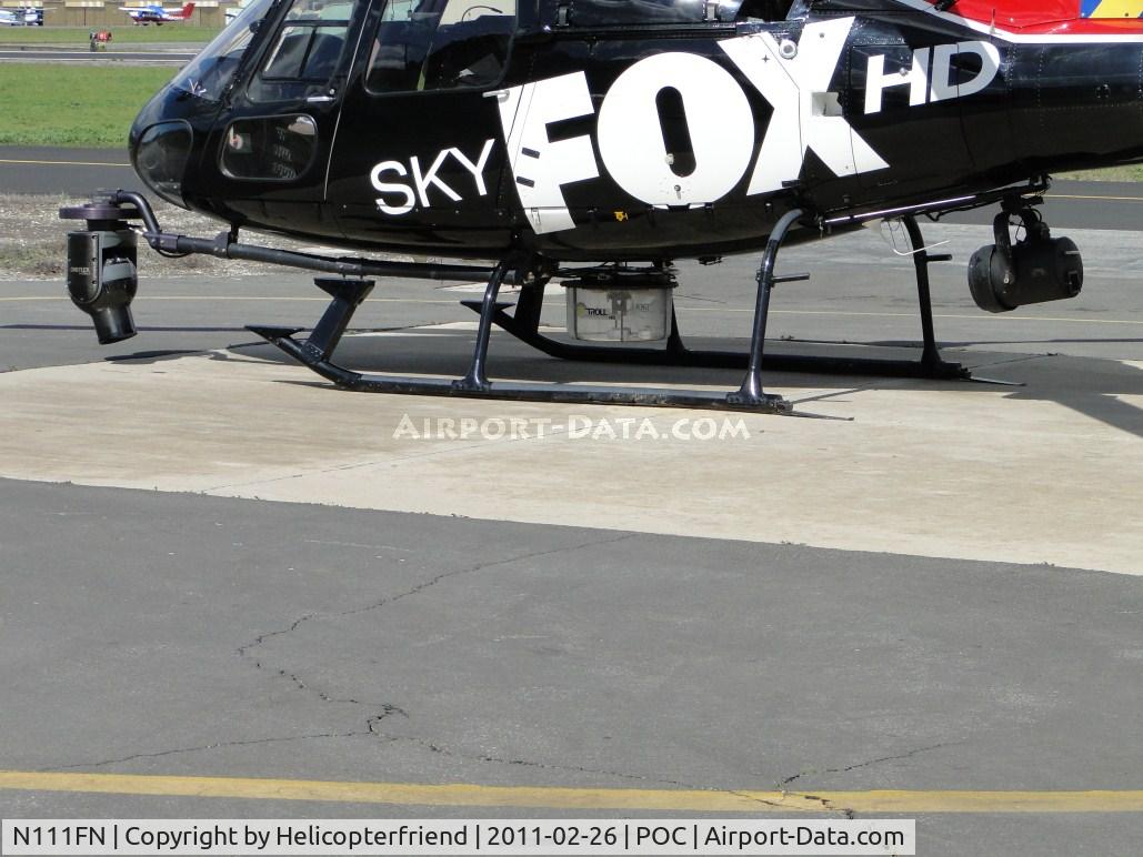 N111FN, 1987 Eurocopter AS-350B-2 Ecureuil Ecureuil C/N 2060, The working equipment of Fox HD news
