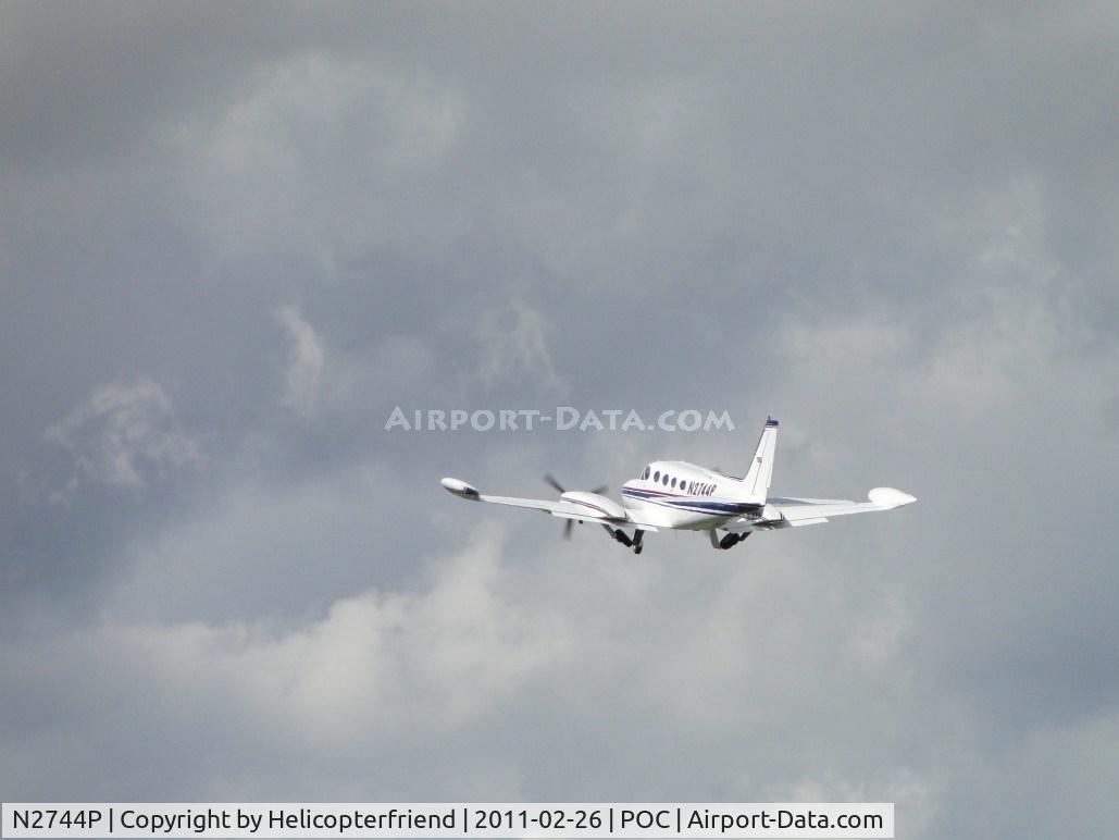 N2744P, 1979 Cessna 340A C/N 340A0941, Airbourne from runway 26L and headed westbound from Howard Aviation area