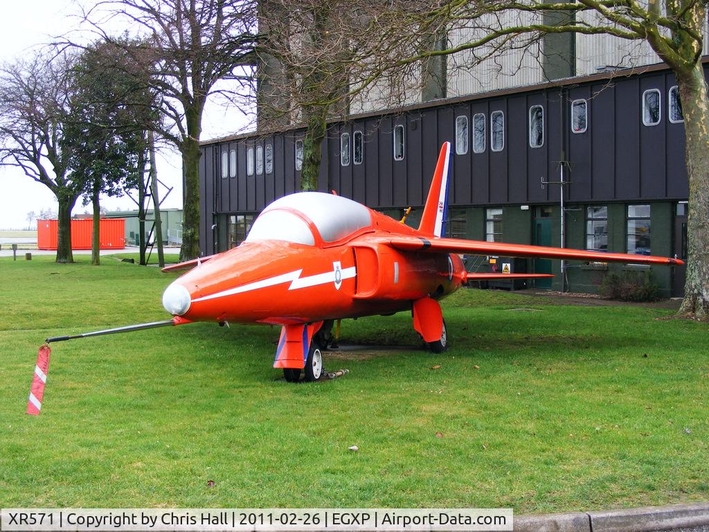 XR571, 1963 Hawker Siddeley Gnat T.1 C/N FL561, RAFAT gate guard