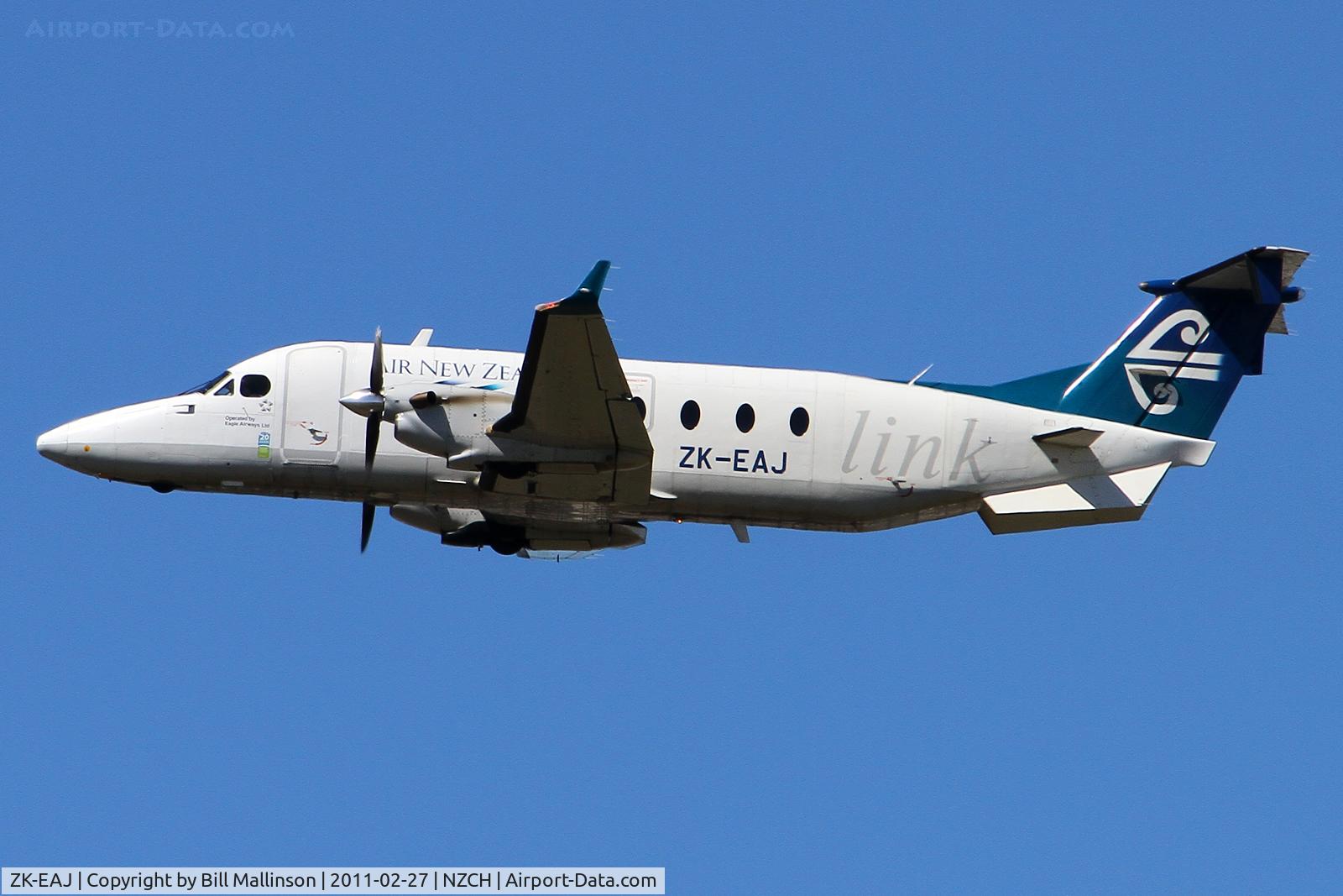 ZK-EAJ, 2002 Raytheon Aircraft Company 1900D C/N UE-433, away to somewhere the earth isnt moving as much