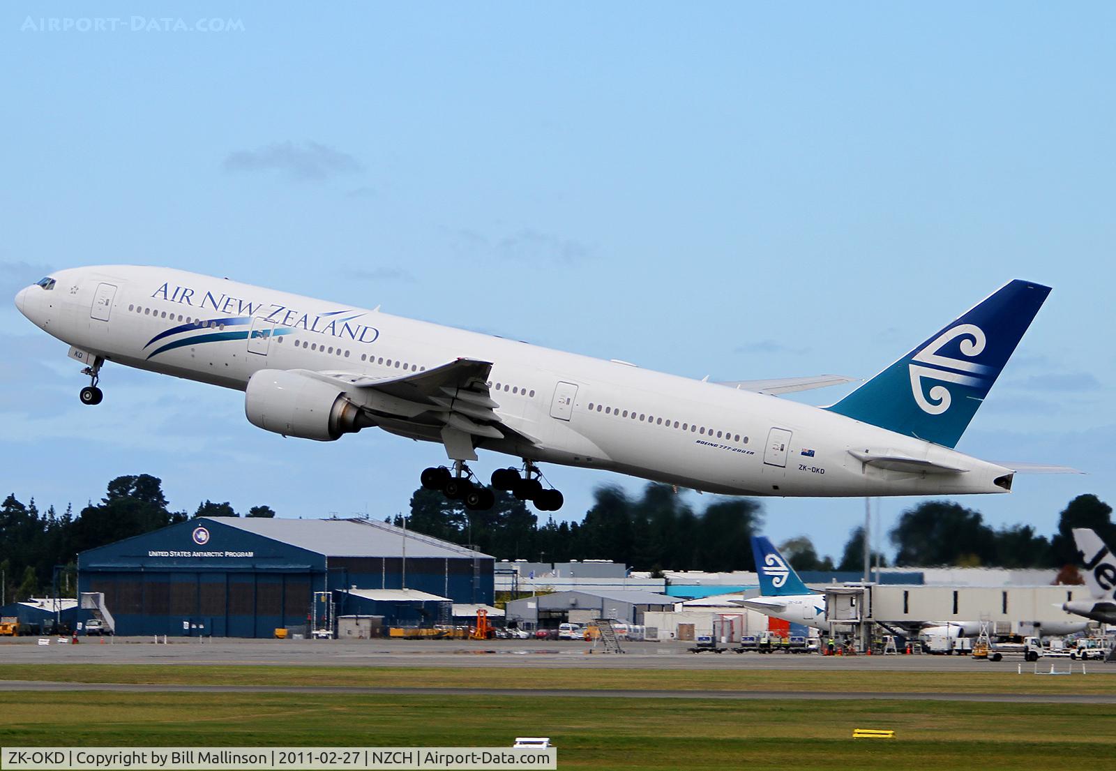 ZK-OKD, 2006 Boeing 777-219/ER C/N 29401, away with another load of quake frightened people