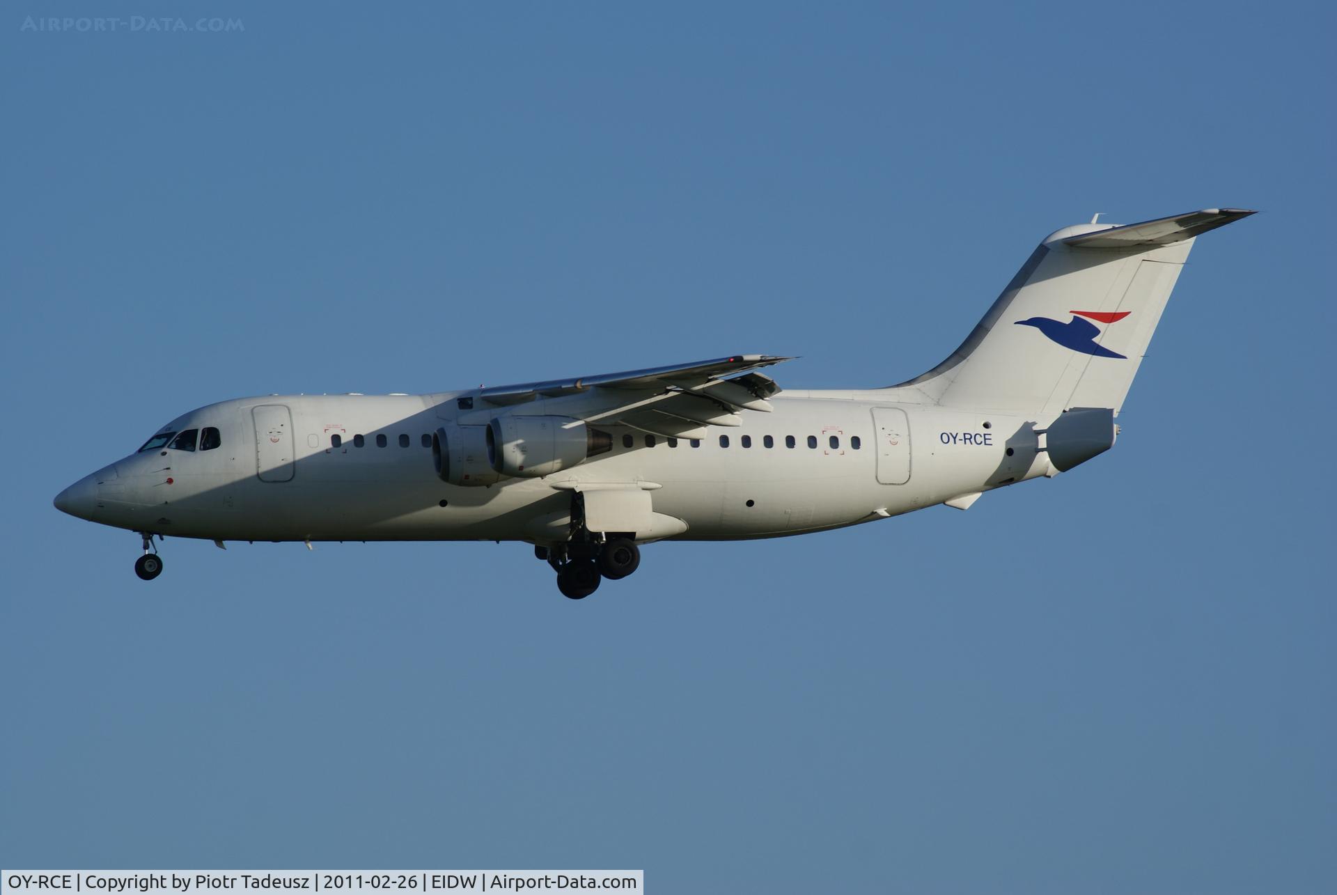 OY-RCE, 1993 British Aerospace Avro 146-RJ85 C/N E.2233, dublin