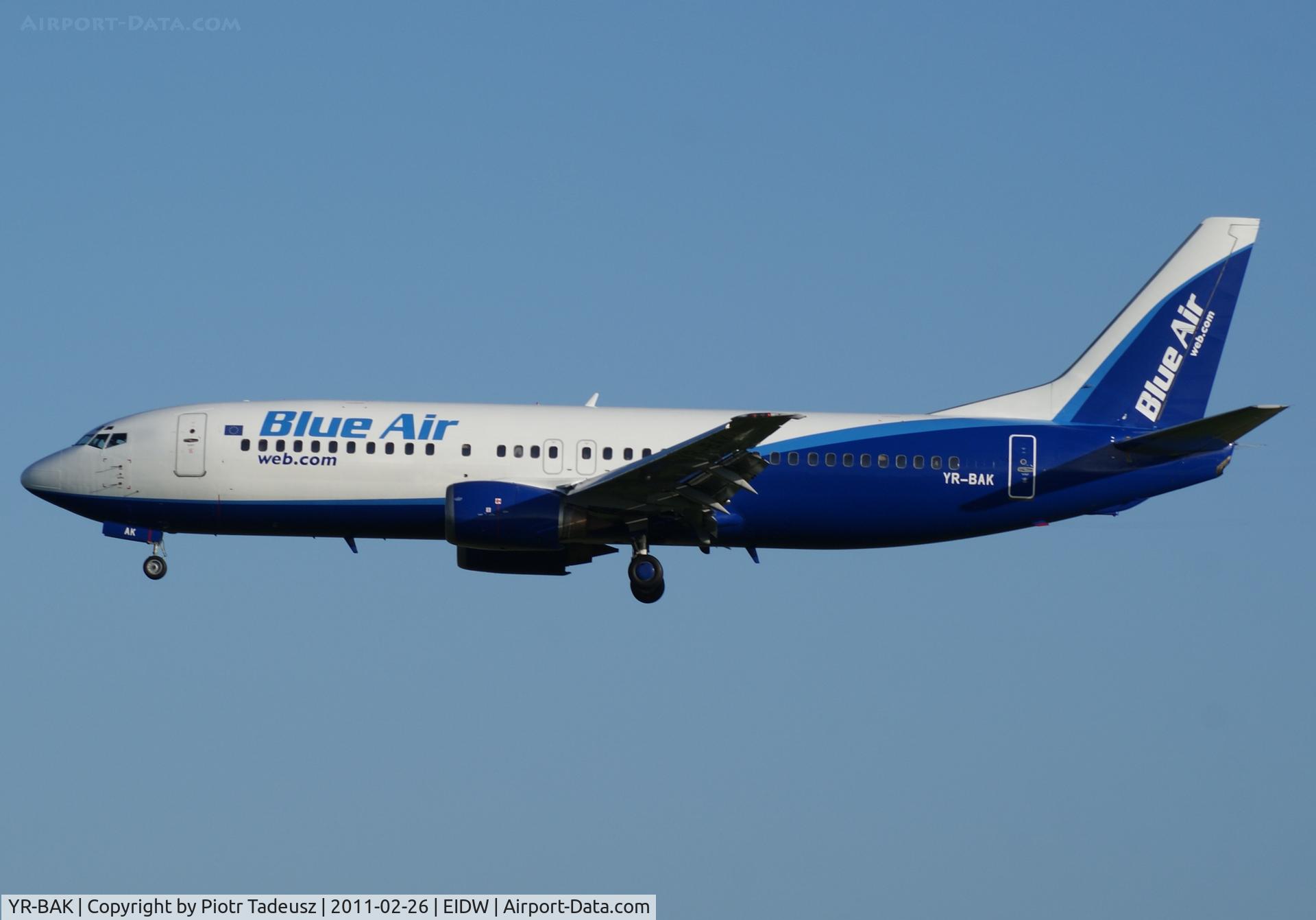 YR-BAK, 1992 Boeing 737-430 C/N 27005, dublin