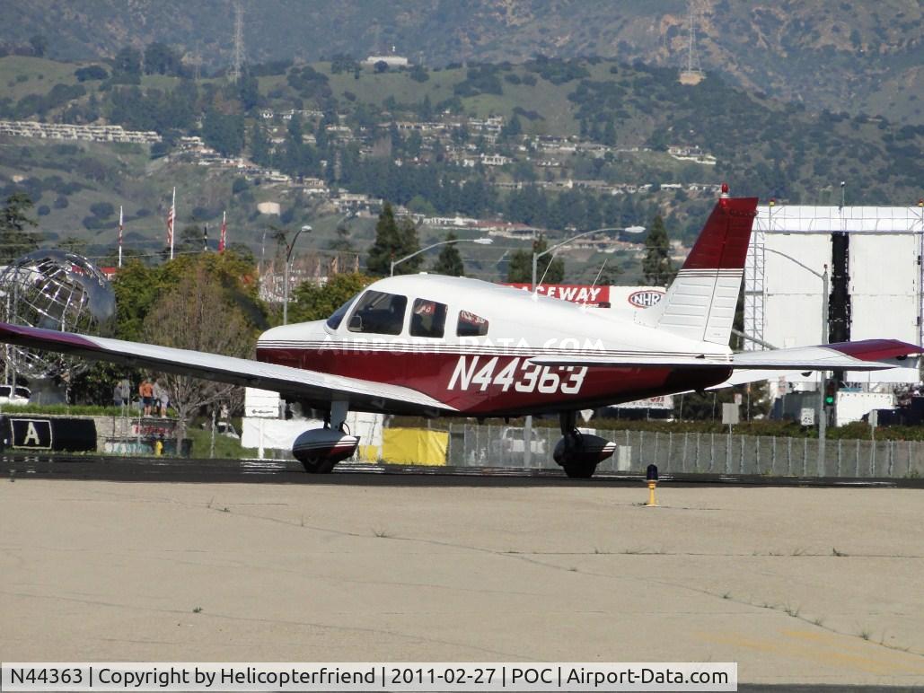 N44363, 1974 Piper PA-28-151 C/N 28-7415626, Parked off of taxiway Sierra awaiting permission to take off on runway 26L