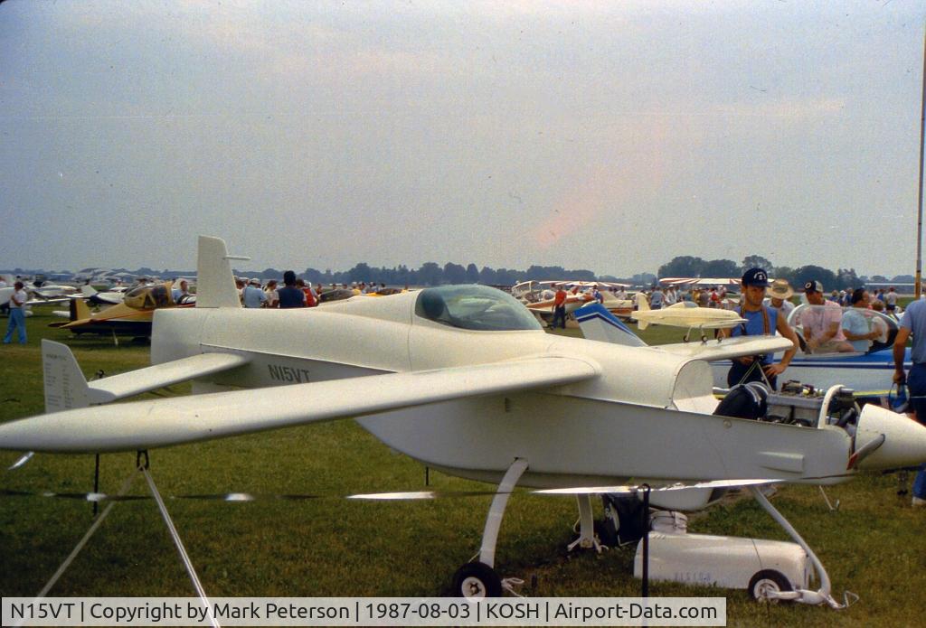 N15VT, Trefethen Thomas R P O C C/N 001, Display at Oshkosh 1987