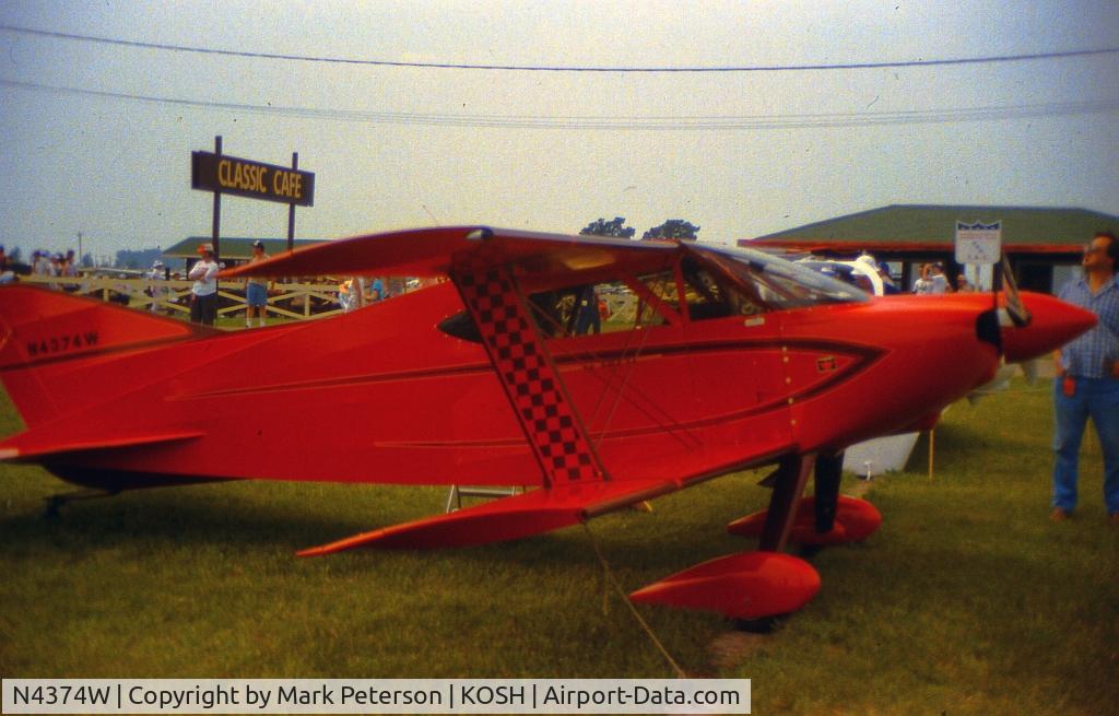 N4374W, 1982 Sorrell SNS-7 Hiperbipe C/N 261, At Oshkosh