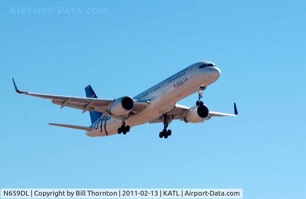 N659DL, 1990 Boeing 757-232 C/N 24421, A Delta B757, N659DL, in Sky Team Paint Scheme on short final to runway 26R @ Atlanta's Hartsfield-Jackson International Airport. (an f-stop 5.6 photograph)