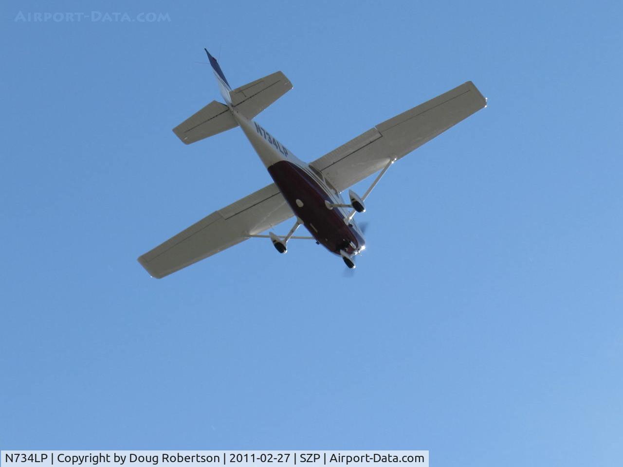 N734LP, 1977 Cessna 172N C/N 17268940, 1977 Cessna 172N, Lycoming O-320-H2AD 160 Hp, takeoff climb Rwy 22