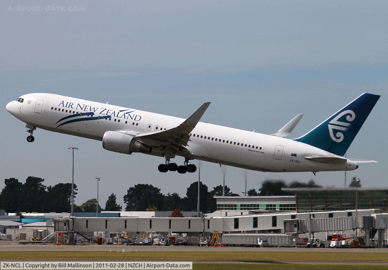 ZK-NCL, 1997 Boeing 767-319/ER C/N 28745, first time I have a seen a w/l 767 down this way