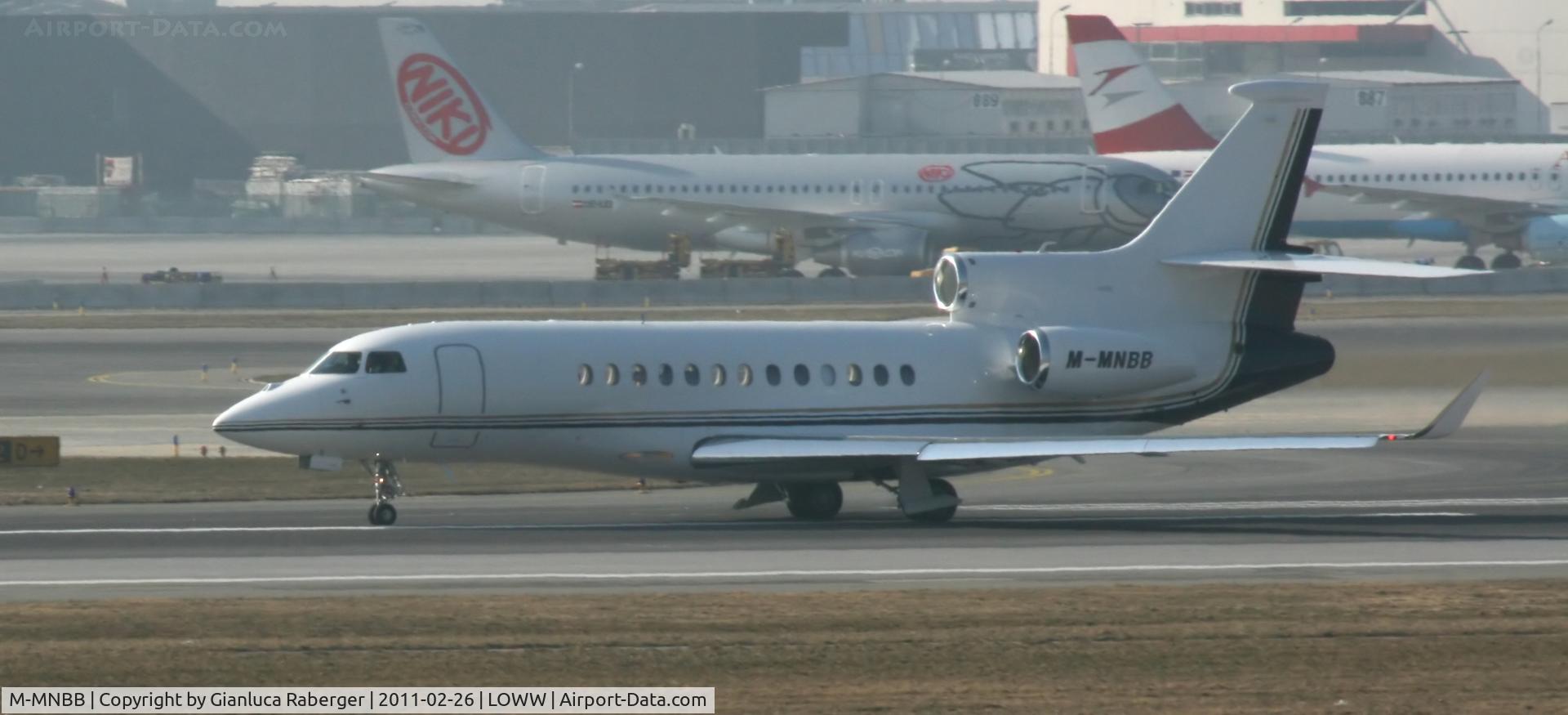 M-MNBB, 2010 Dassault Falcon 7X C/N 91, M-MNBB linup rwy 16 VIE